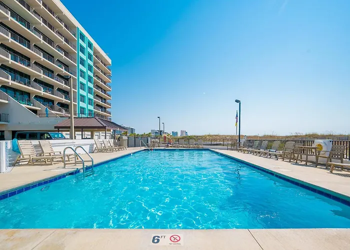 Island Winds East 107 Apartment