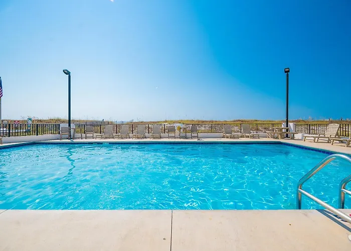Apartment Island Winds East 107 *